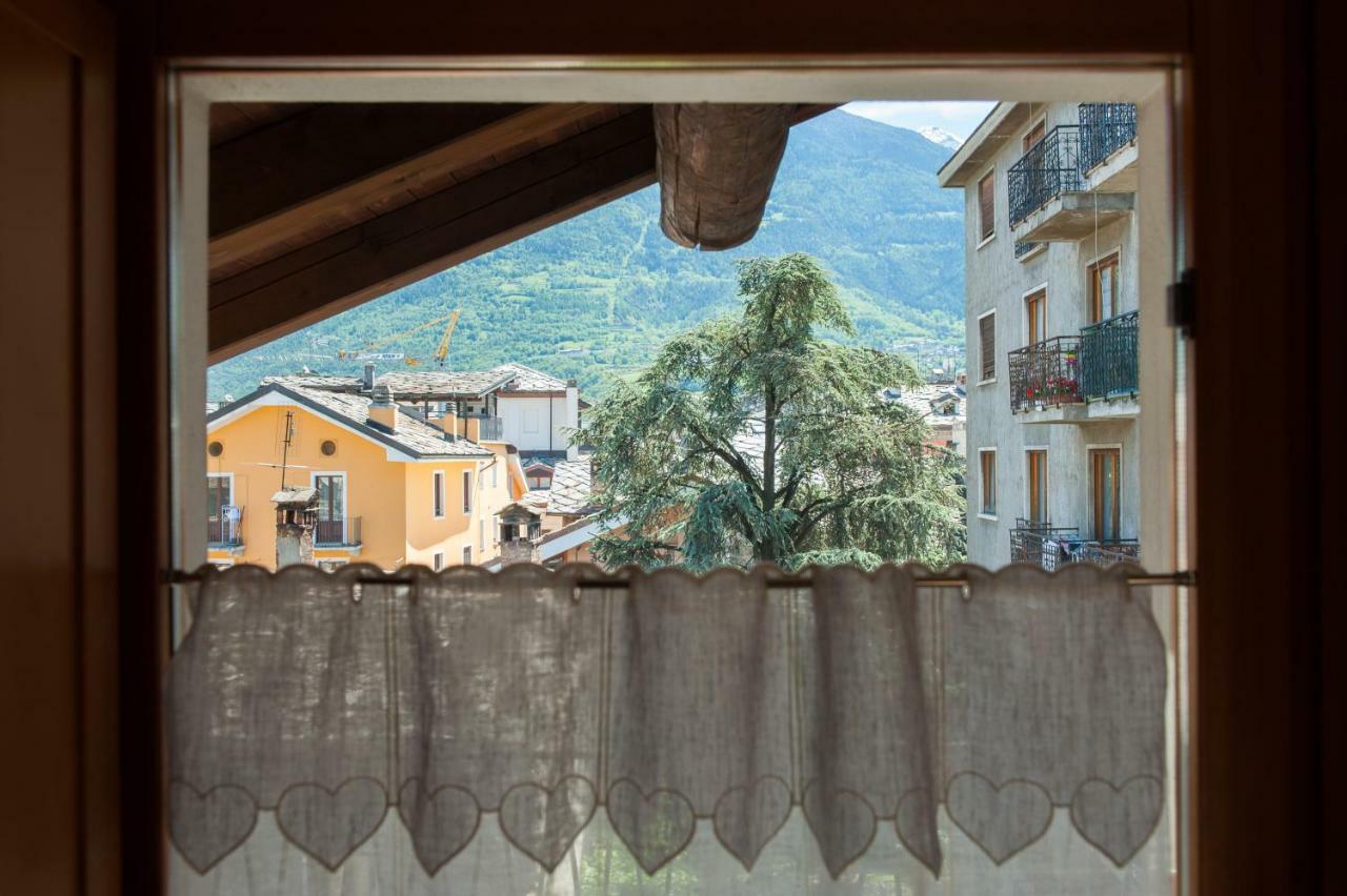 Maison Forum Apartment Aosta Ngoại thất bức ảnh